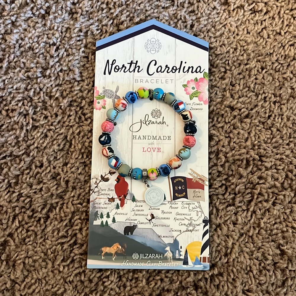 NWT NC theme handmade clay bead bracelet
